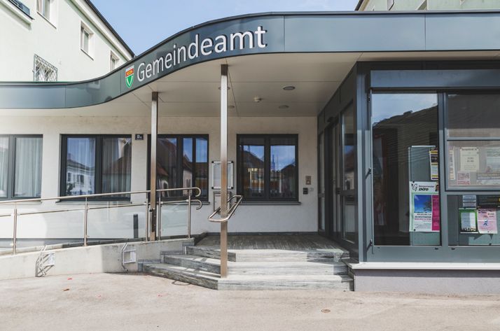 GEMEINDEAMT Gramatneusiedl