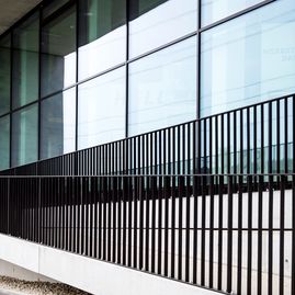 HELLA SONNEN- UND WETTERSCHUTZTECHNIK Wien